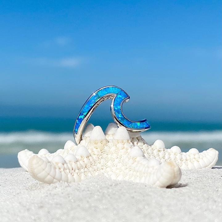 Golvende Zilveren Ring met Blauwe Opal