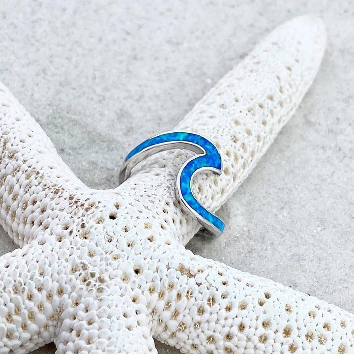 Golvende Zilveren Ring met Blauwe Opal