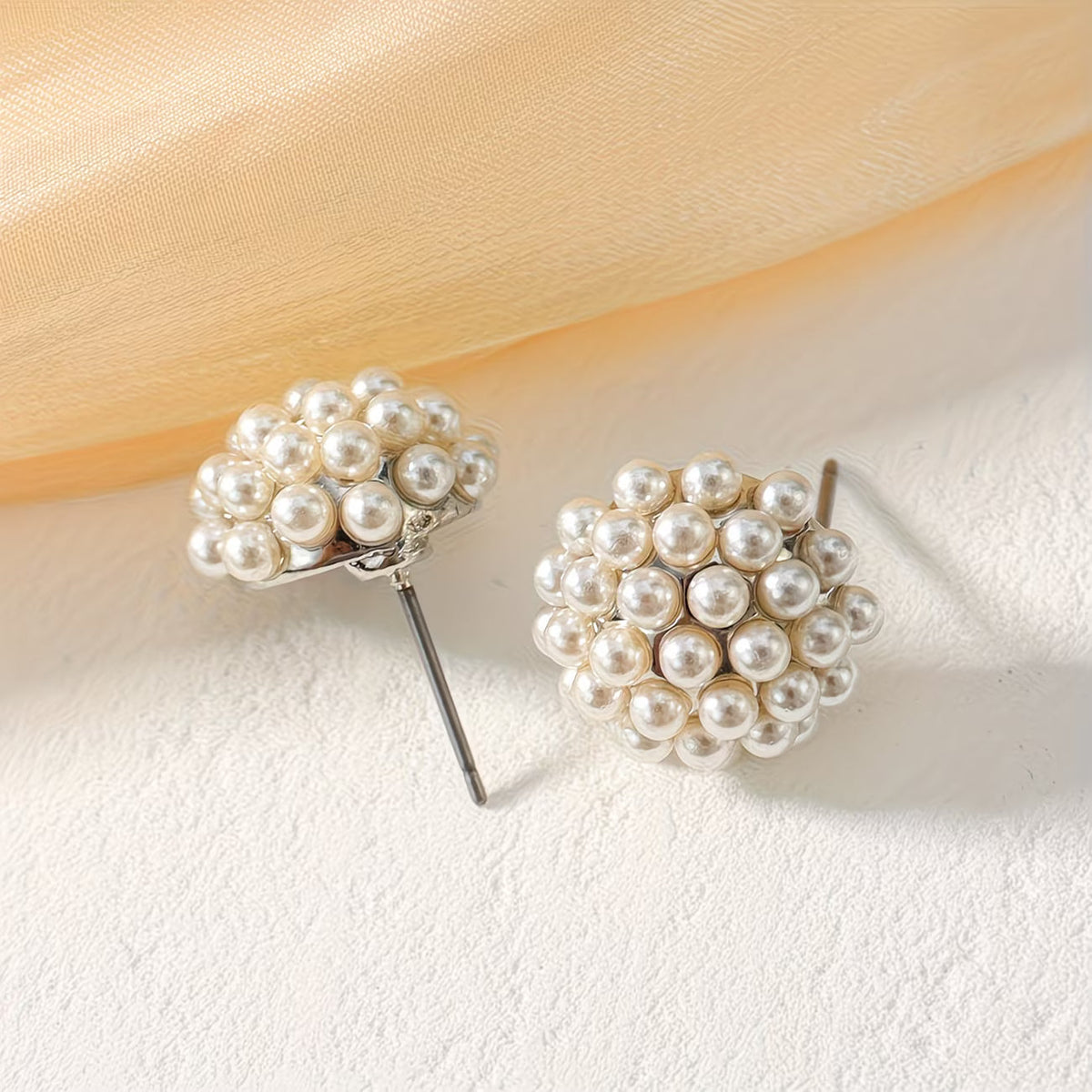 Parel Dome Stud Oorbellen