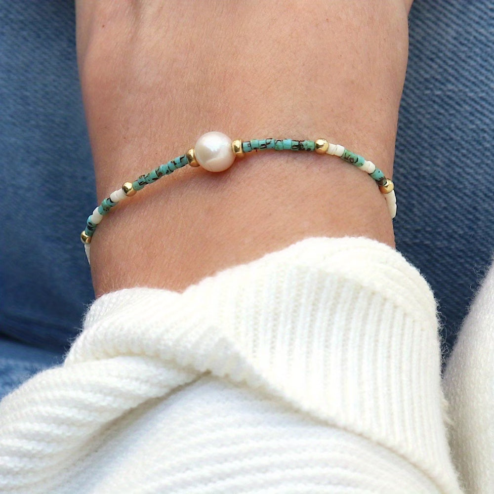 Minimale Turquoise en Parel Armband
