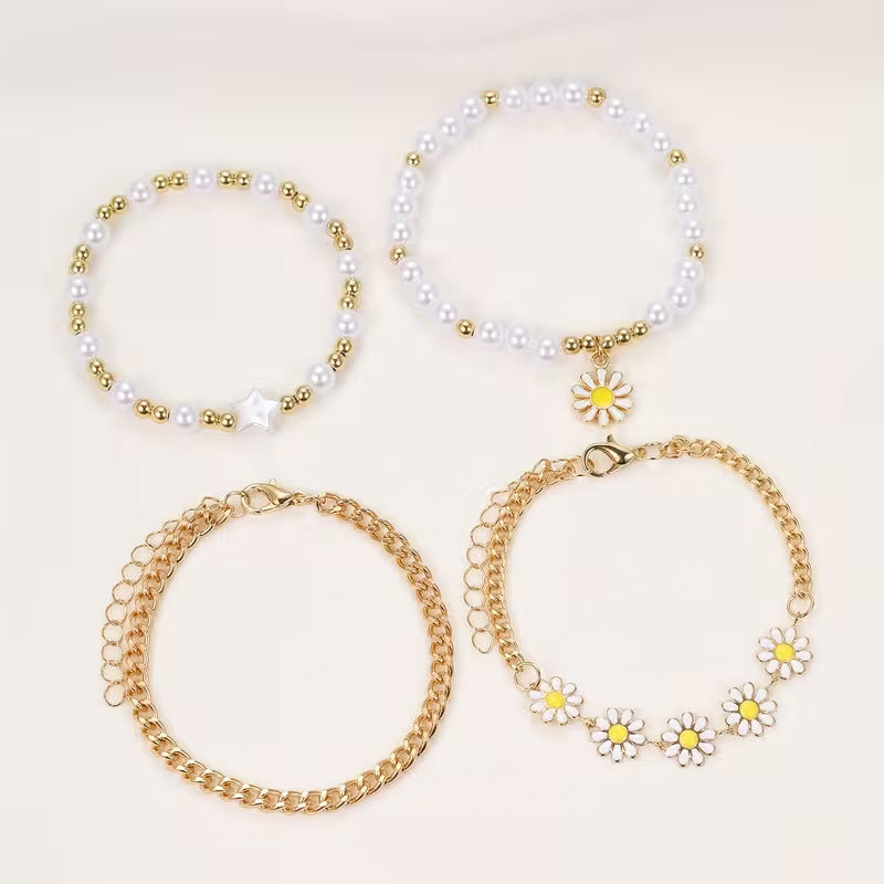 Parel Daisy Stapelarmband Set van 4