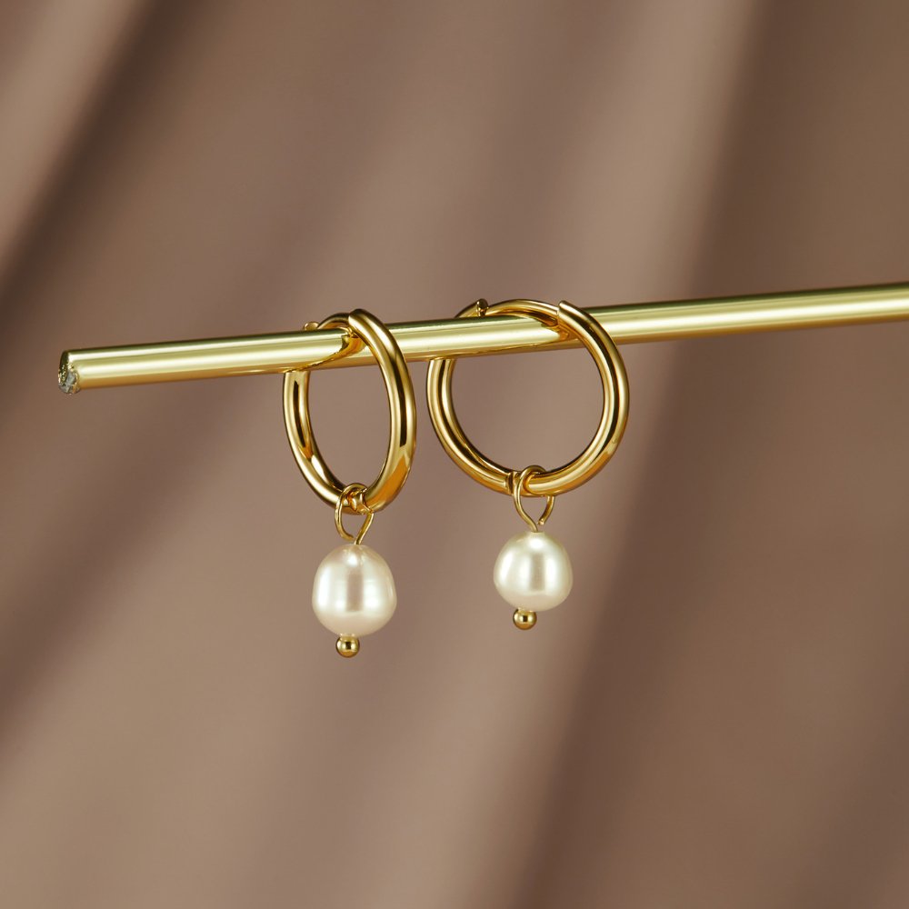 Essentiële Parel Hoops Oorbellen