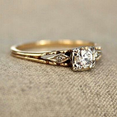 Vintage 14-karaats Gouden Ring met Zirkonia's