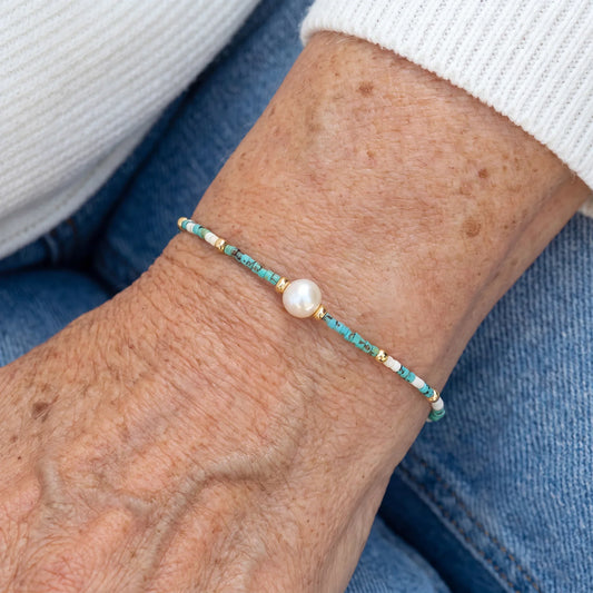Minimale Turquoise en Parel Armband